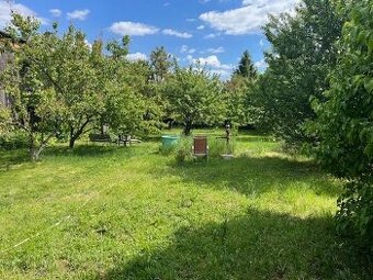 Prodej pozemku 1 198 m² - Šlapanice