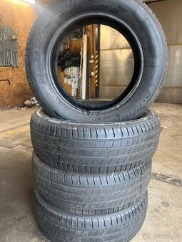Prodám sadu pneu 205/60 r 16