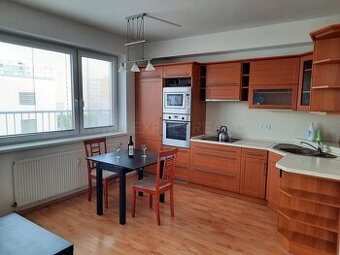 1+kk Brno-Bohunice, ul. Čeňka Růžičky, S TERASOU