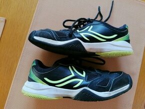 Tenisky Decathlon vel. 35