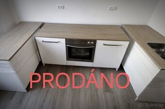 Kuchyně IKEA KNOXHULT
