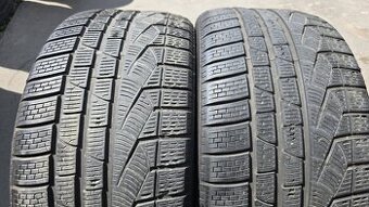 Zimní pneu 265/35/19 Pirelli
