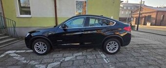 BMW X4 xDrive20d (190k), 1. majitel, servis pouze BMW