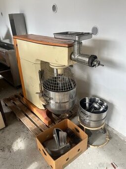 robot alba - 1