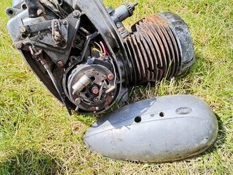 Motor JAWA 250/590 Sport a Californian