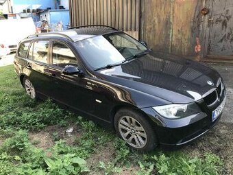 BMW E91 318i