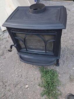 Jotul F100 CB litinová krbová kamna