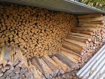 Prodám palivové dřevo, smrkové