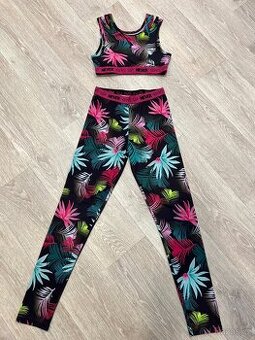 Barevný sportovní set 158/164