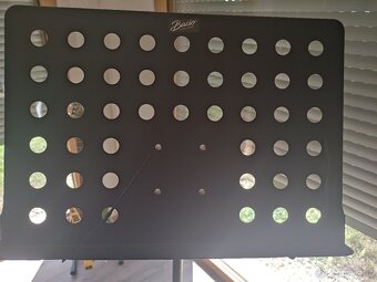 Stojan na noty - Rezervace