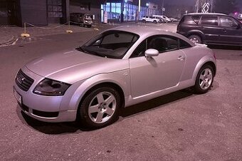 Audi TT 1.8turbo 132kw/180PS 05/2002  pěkná  1.maj. do 2003