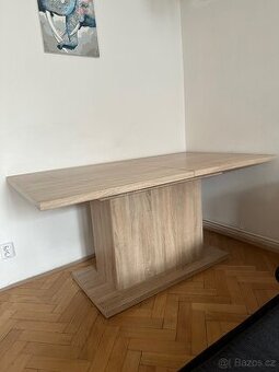 Kuchyňský stůl rozkládací