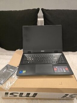 Herní notebook MSI Sword 16 - 1