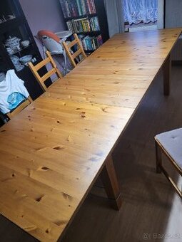 Jidelni stůl-rozkládácí