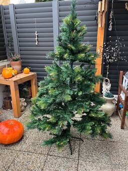 Umělý stromek 180 cm