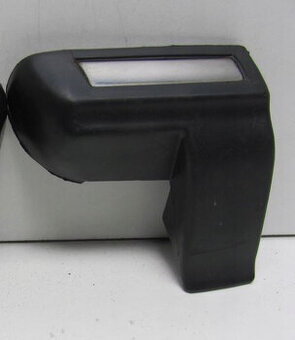 Mercedes W123 spodní lišty