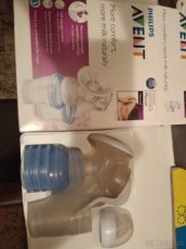 Odsávačka mateřského mléka