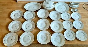 Predám staručkú obedovú súpravu z prvorepublikového obdobia