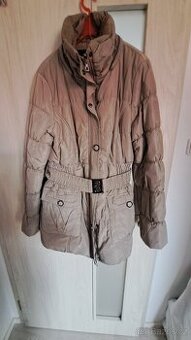 zimní bunda péřová