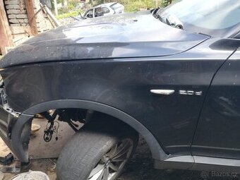 Blatník BMW X3 e83 BlackSapphire