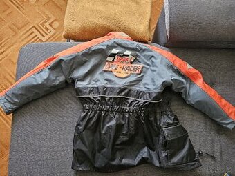 LOUIS BUNDA NA MOTORKU