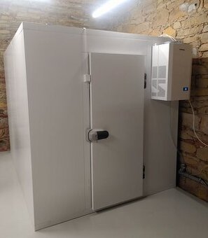 chladící box 2100x2700x2200 + chladící jedn. - NOVE- akce