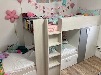 Dětská dvoupatrová postel - kvalitní materiál