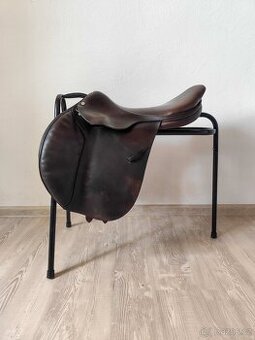 Skokové sedlo Macel