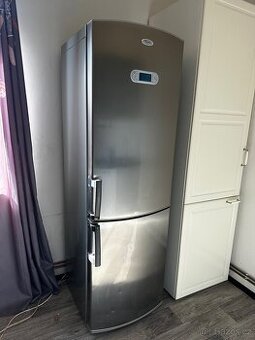 Lednice Whirlpool s mrazákem