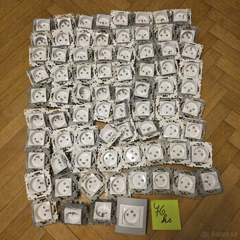 Prodam komponenty pro elektr. kompletaci RD (1. část fotek)