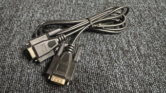 Komunikační kabel RS232 na propojení PC a UPS APC
