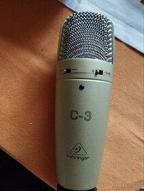 Profesionální mikrofon