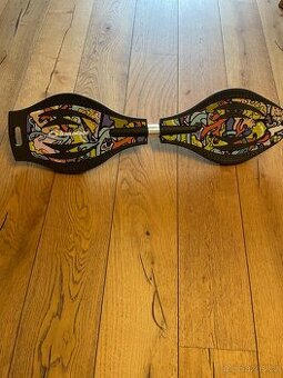 skateboarding waveboard