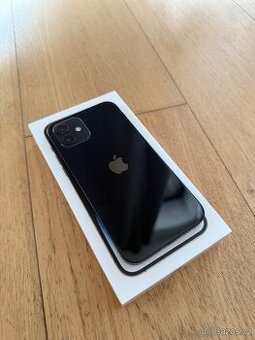 Apole iPhone 12 64GB černý