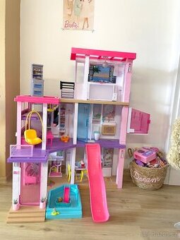 Barbie Dreamhouse – Domeček snů GRG93