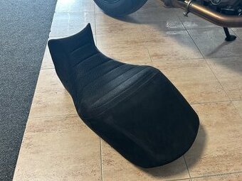 Ducati Diavel - Alcantra sedačka
