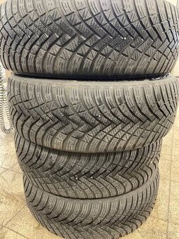 205 55 R17 95V hankook winter icept RS3