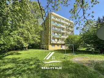 Prodej Bytu  3+1, 62 m2 , ul. Karvinská,  Havířov - Město