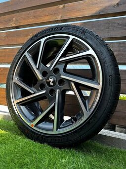 Alu kola 5x114.3 r18 s pneu (N)