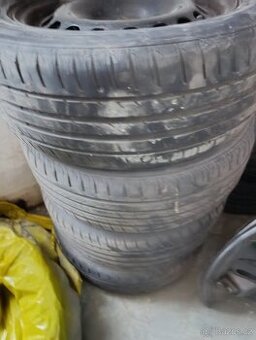 205/55 R16 et42