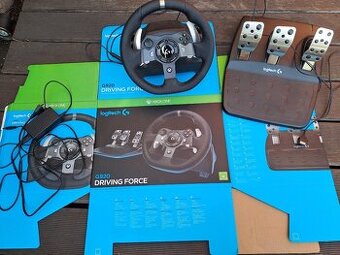 Herní volant s pedály Logitech G920 (Rezervováno)