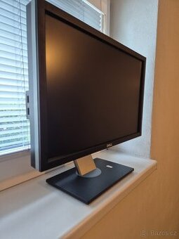 Prodám monitory: 2x DELL 22”, 2x DELL 19”, 2x DELL 17” - 1