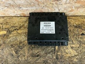 PALUBNÍ ŘÍDICÍ JEDNOTKA VOLKSWAGEN 7L6937049D