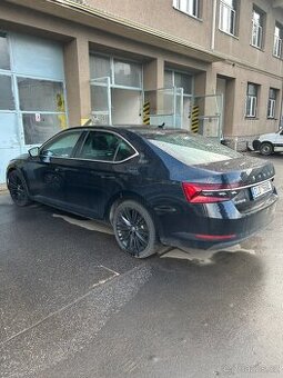 Škoda superb iV 2020