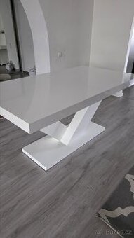 Jídelní stůl 160x89, rozkládací bílý