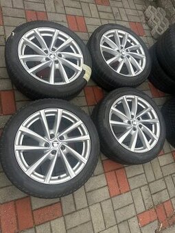 5x112 r18 215/50r18 zimní škoda karoq