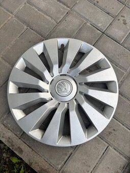 1ks originální poklice Škoda Octavia 16” - 2 druhy - 1