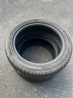 Zimní pneumatiky Hankook 235/45/18