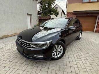 VW Passat B8 2.0 TDi 110Kw/Highline/MatrixFulled/Navi/145Tkm