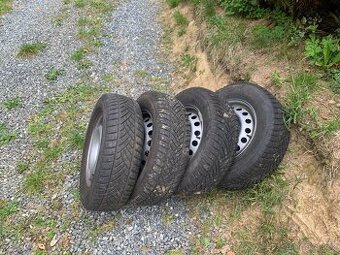 Prodám zimní pneu 175/70 R13 82T
